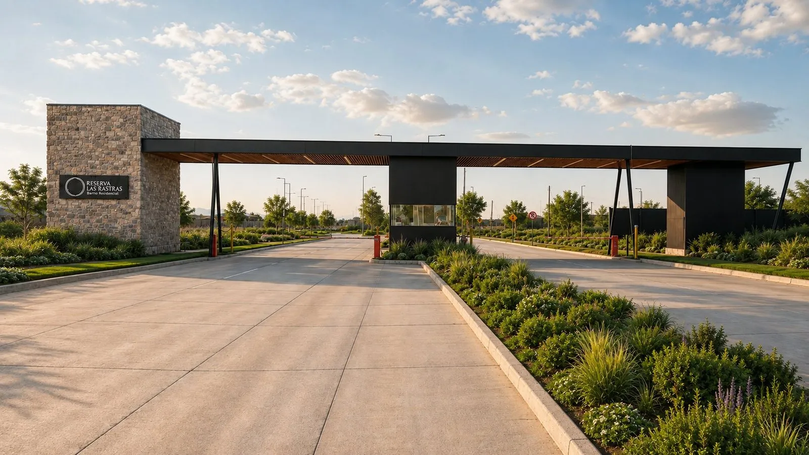 Portal de acceso de Reserva Las Rastras, en Talca